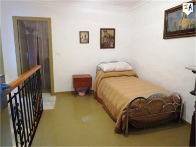 Sierra De Yeguas property: Malaga Townhome 281541