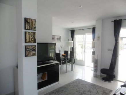 Villa with 3 bedroom in town 281573