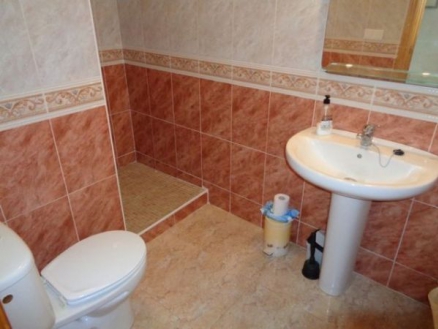 Villa with 4 bedroom in town 281579