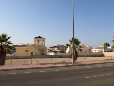  bedroom Land 281633