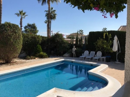 Villa for sale in town, Spain 281634