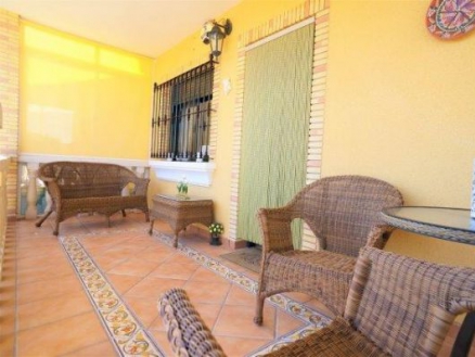 Villa with 4 bedroom in town 281684
