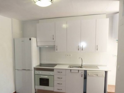 Townhome with 4 bedroom in town, Spain 281699