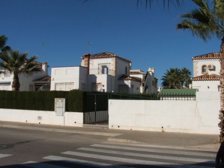 Villa for sale in town 281707