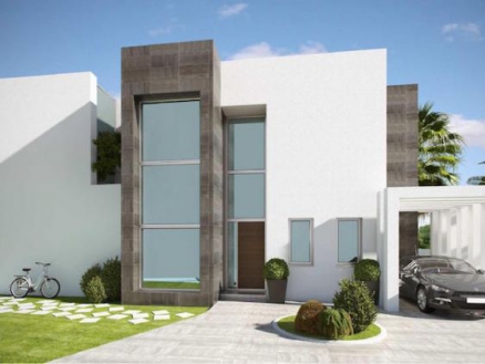 Villa for sale in town, Spain 281750