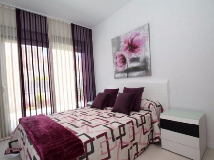  2 bedroom Apartment 281771