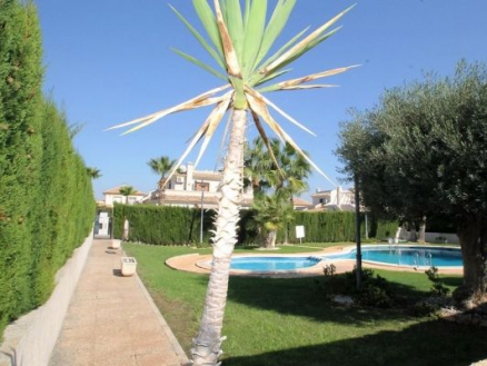 Villa for sale in town, Spain 281774