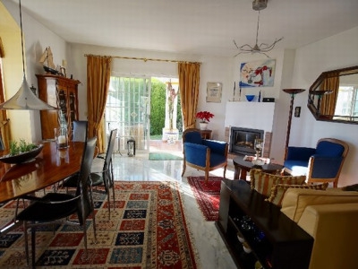 Estepona property: Villa with 4 bedroom in Estepona 281890