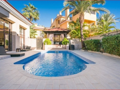 Marbella property: Villa for sale in Marbella, Malaga 282053