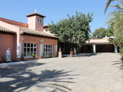Manchones Nagueles property: Villa with 7 bedroom in Manchones Nagueles 282077