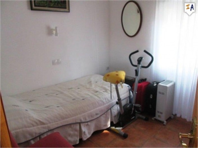 Iznalloz property: Iznalloz, Spain | Townhome for sale 282243