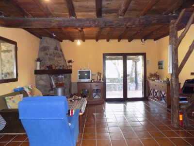 House with 3 bedroom in town 282433