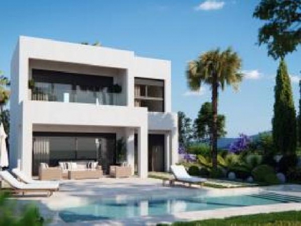 Villa for sale in town, Spain 282524
