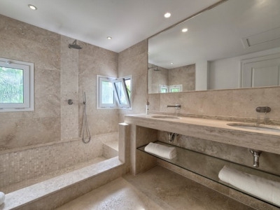 Marbella property: Villa with 6 bedroom in Marbella 282865