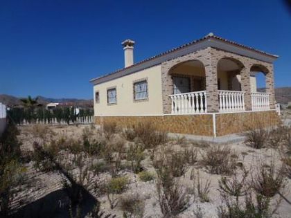 Villa for sale in town, Spain 282892