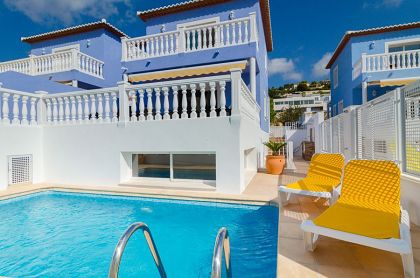 Villa with 5 bedroom in town 282901