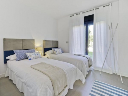 Bungalow for sale in town,  283105