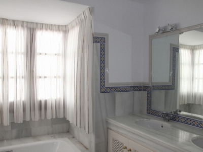 Benahavis property: Townhome for sale in Benahavis, Malaga 283293