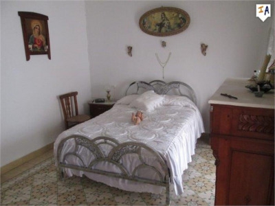 Castillo De Locubin property: Jaen Townhome 283550