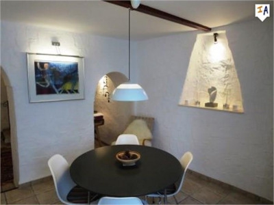 Townhome with 2 bedroom in town, Spain 283576