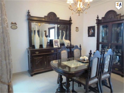 Townhome with 5 bedroom in town, Spain 283579